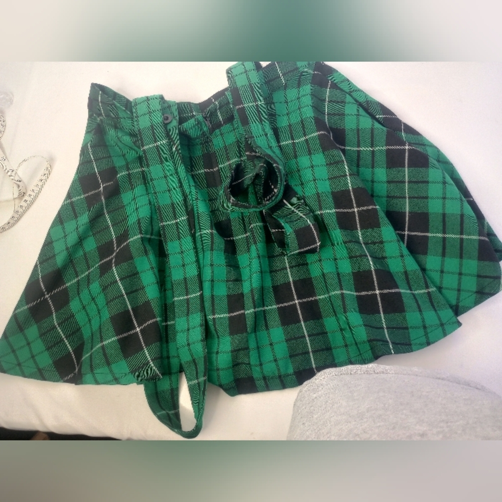*Hot Topic HP Harry Potter Green Plaid Skirt Slitheria Size L